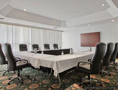 Ramada Plaza Hotel โคลัมบัส ภายนอก รูปภาพ